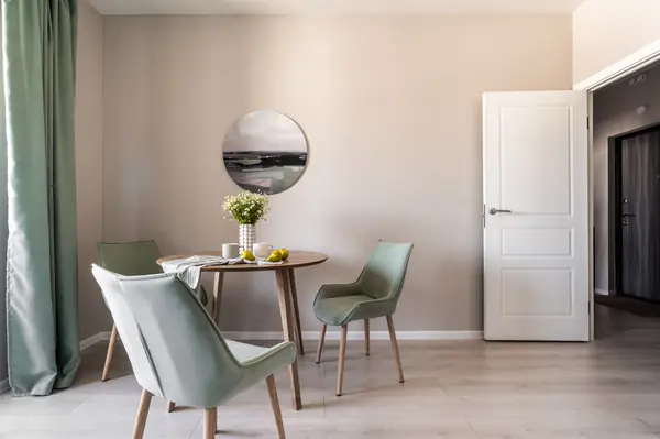 Аквилон Залив