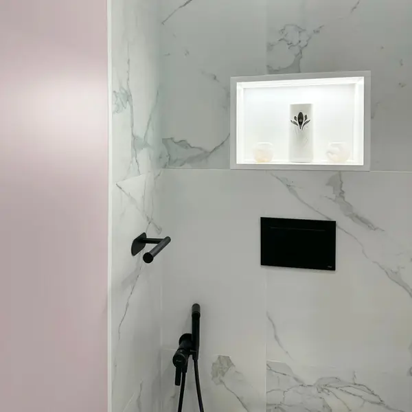 Ванная комната в розовом цвете