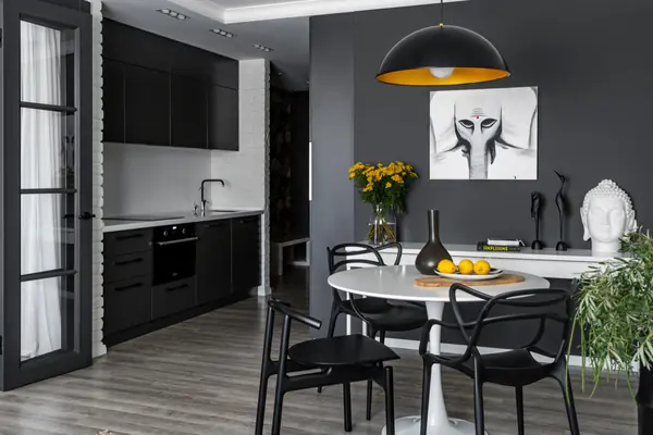 Однокомнатная квартира для девушки 25 лет