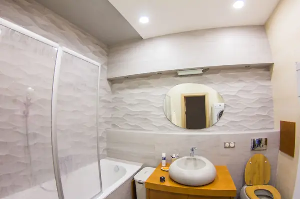 Квартира г. Киев ул. Молдавская 140 м кв.