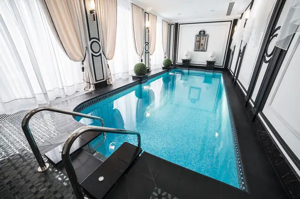 Лазурный ампир