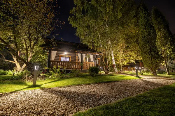 Ландшафтное освещение участка по Киевскому ш.