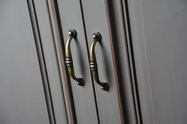 Встроенные шкафы