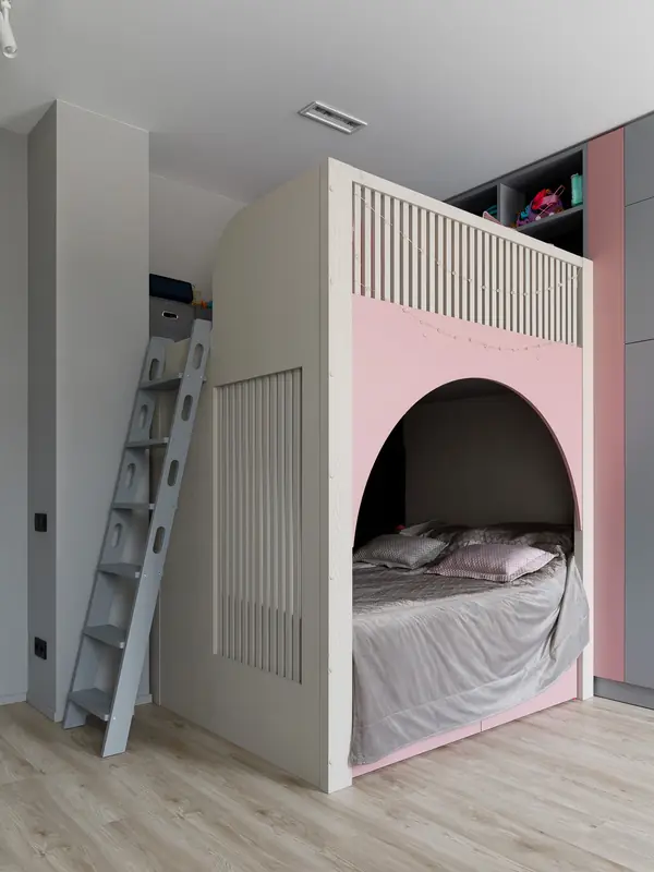 Реализованная квартира в современной стиле на 4-ой Советской - 166 м2