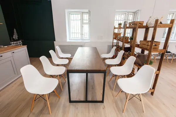 Столы в пространство Space.Ship