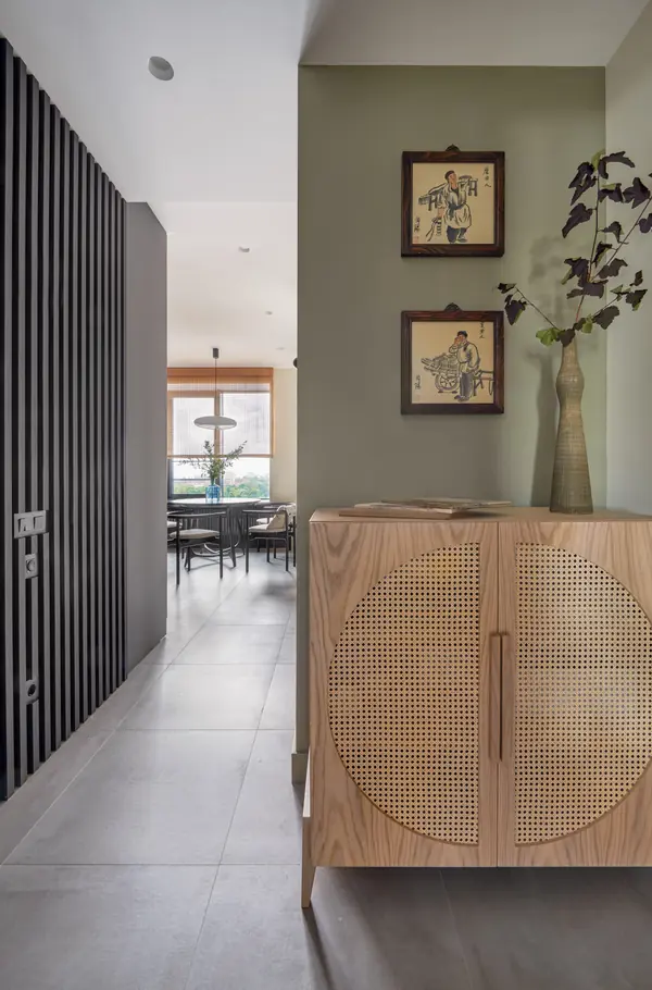 Современный интерьер с нотками Азии