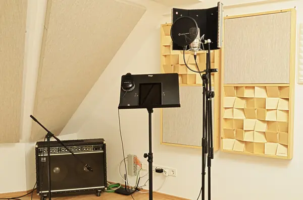 AIko Rohd recording Studio in Berlin