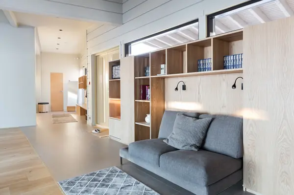 Дом на озере для большой семьи