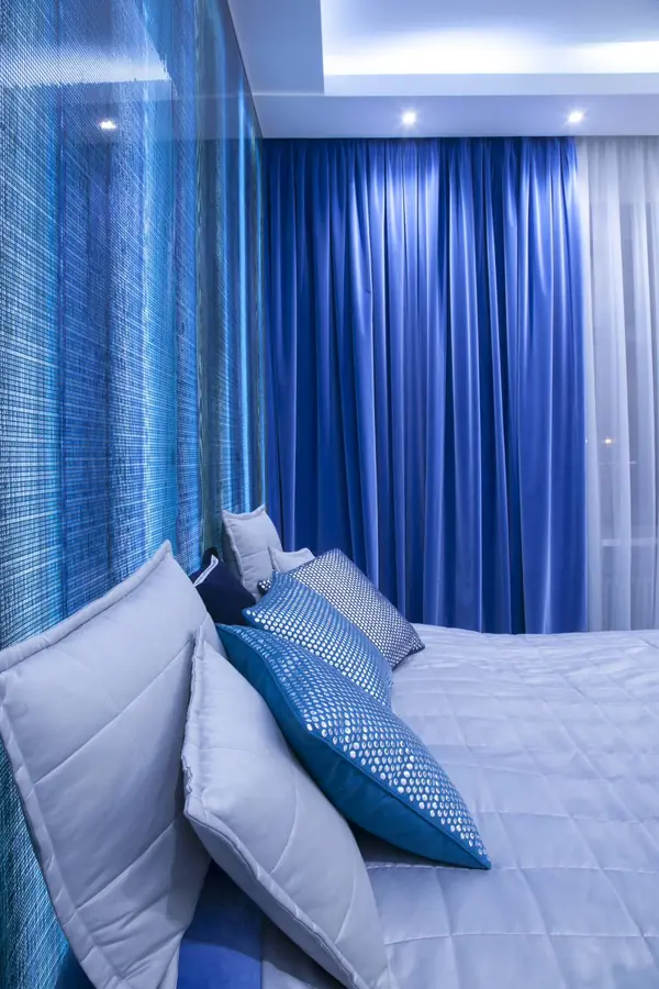 КВАРТИРА-СТУДИЯ 61,17 M2, В СТИЛЕ ПОП-АРТ НА САВВИНСКОЙ НАБ.