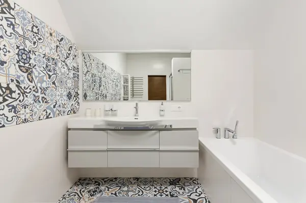 Дом на озере для большой семьи