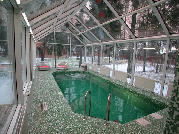 Дизайн интерьера частного бассейна