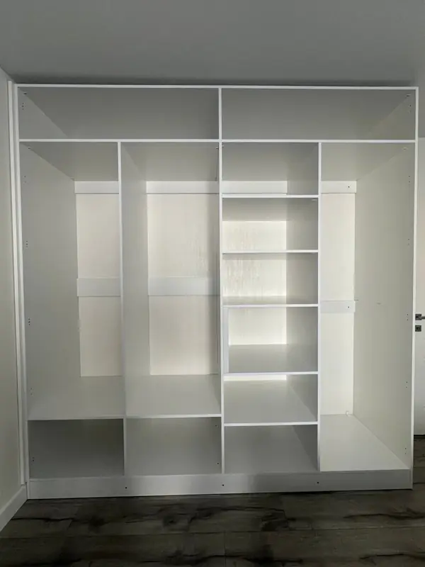 Стильный шкаф (сборка в деталях)