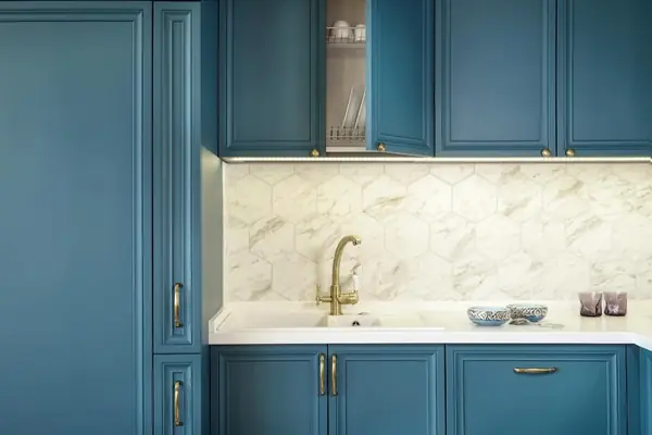 КУХНЯ- "МИНОР"