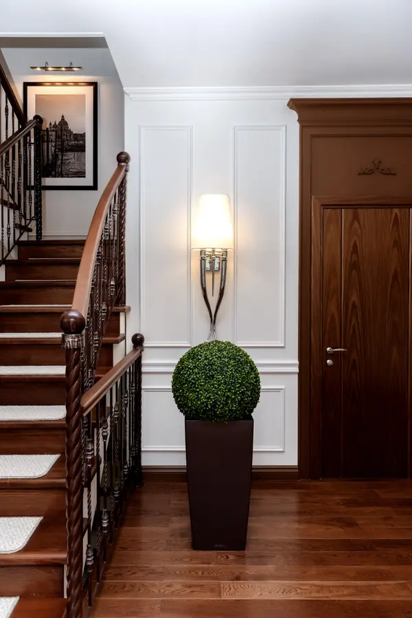 ДОМ В СТИЛЕ НЕОКЛАССИКИ В БЛАГОДАТОВА. РЕАЛИЗАЦИЯ.