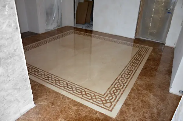 Апартаменты в современном стиле с применением мрамора