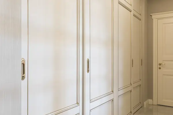 Наличная фасады