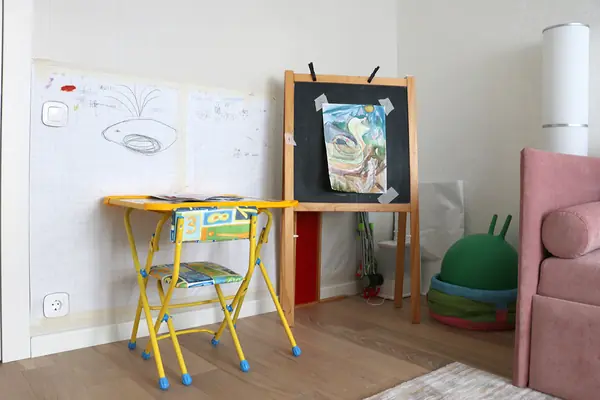 Дизайн четырехкомнатной квартиры в ЖК "Лучи".