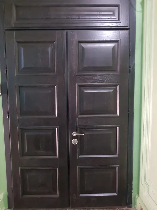 Двери входные