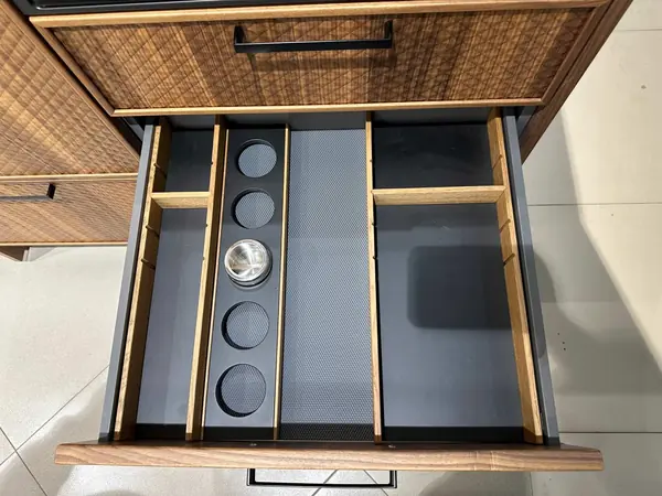 Кухонное наполнение для салона "Кухни ДРИАДА"