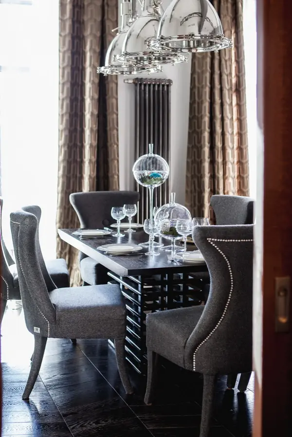 Скромное обаяние буржуа \\ гостиная-кухня