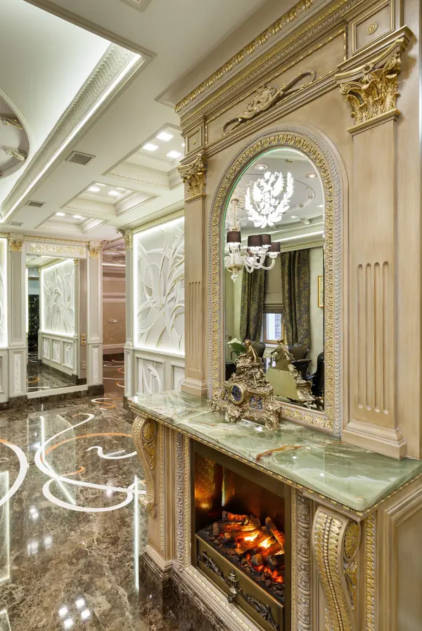 Классический интерьер на Крестовском острове города Петербурга