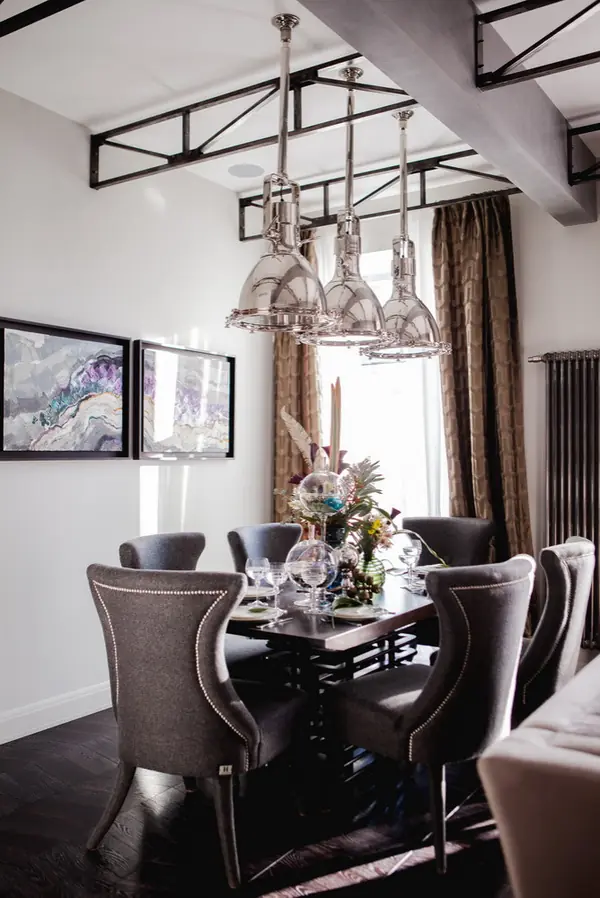 Скромное обаяние буржуа \\ гостиная-кухня