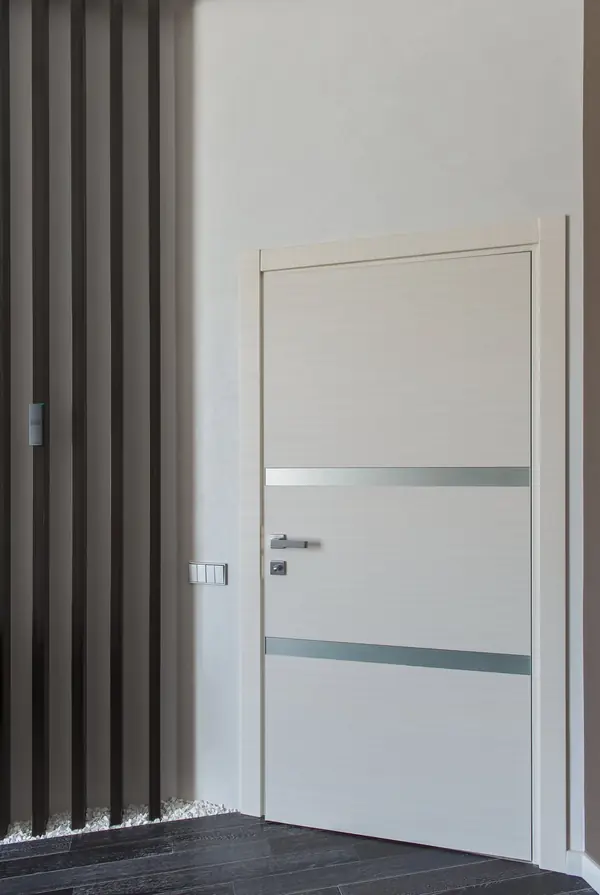 Частная квартира для него