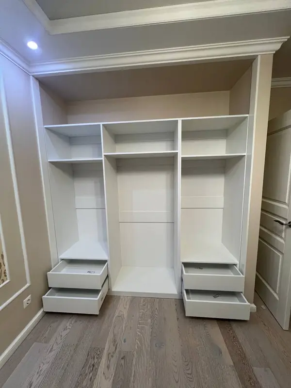 Шкаф купе глянец