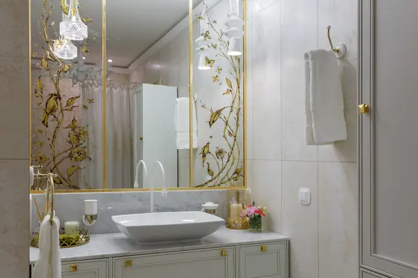 С видом на Неву