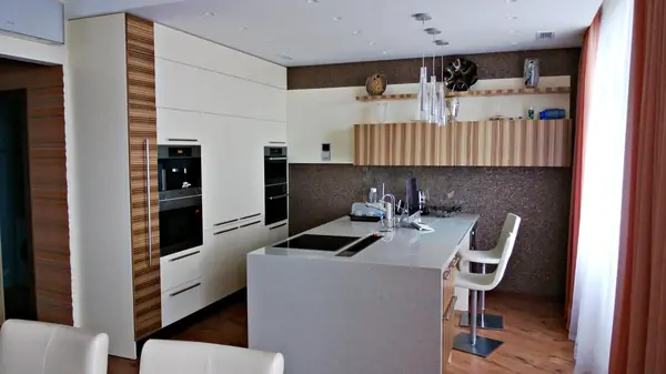 Шпон зебрано и белый глянец