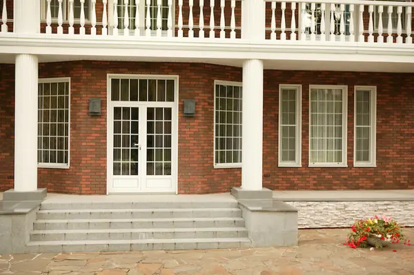 Частный загородный дом