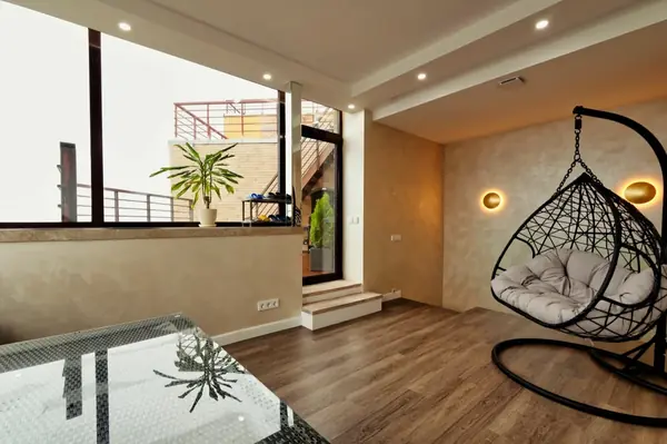 Двухуровневая квартира с видом на озеро Лахта