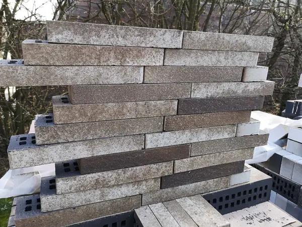 Ригельный кирпич