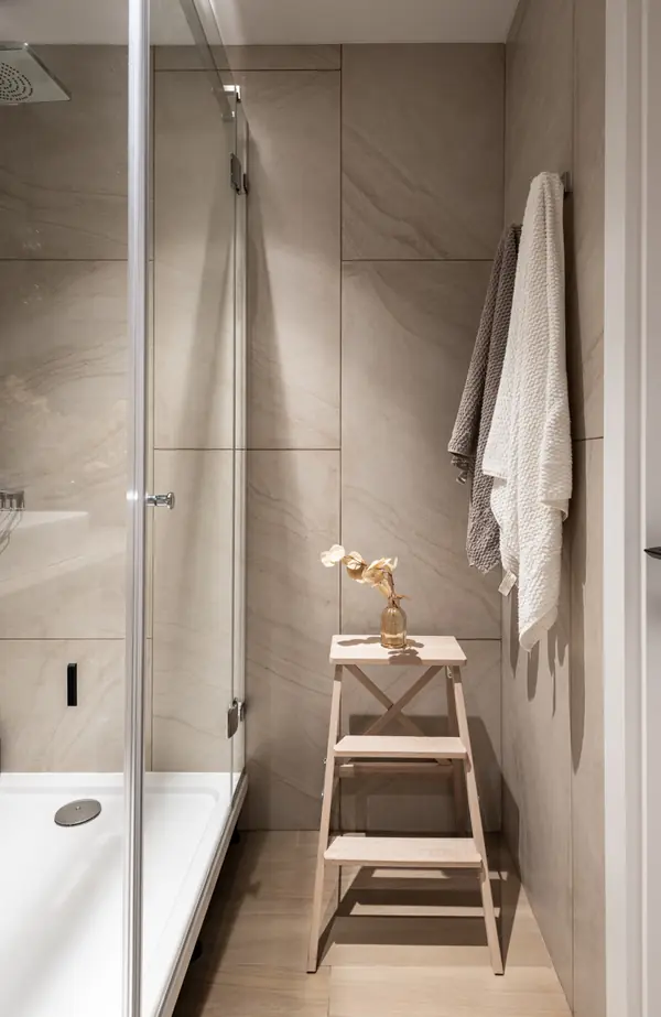 Интерьер маленькой ванной комнаты