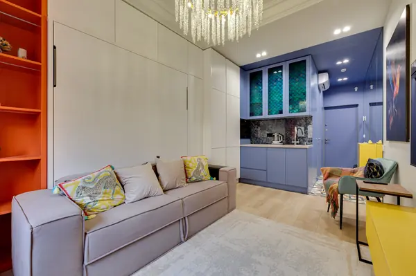 Яркая студия на 20 м2