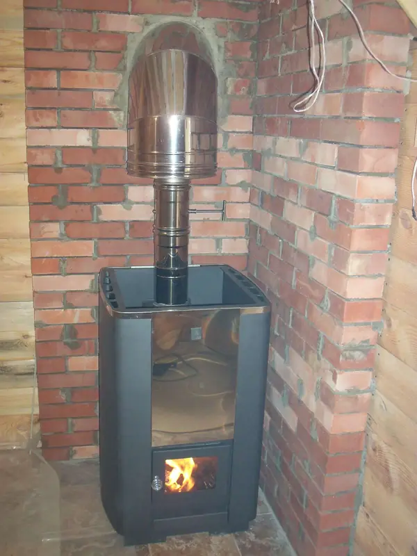 Небольшая солянка из печей, каминов и дымоходов....