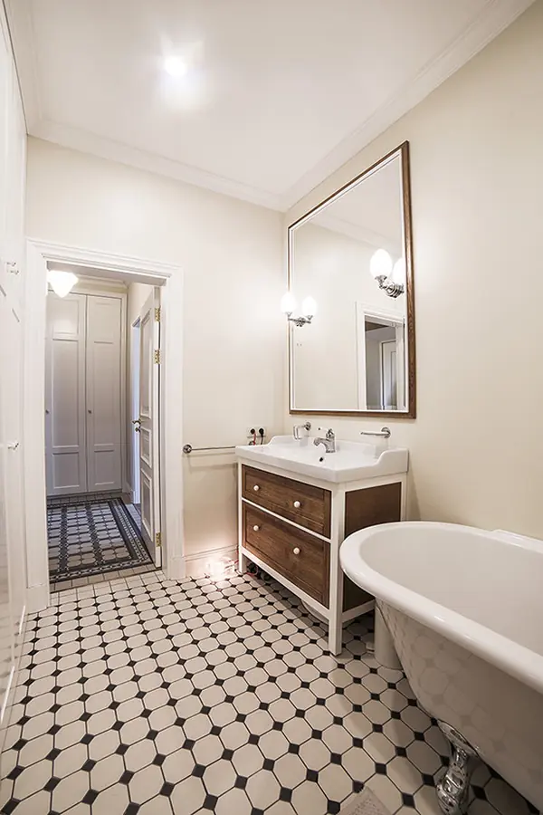 Из двушки в трешку. Квартира для семьи с детьми в центре Москвы.