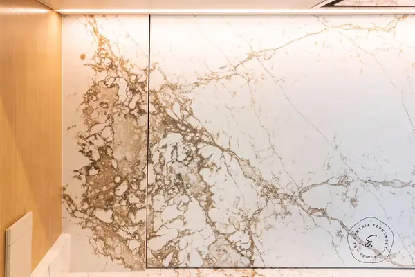 Функциональная кухня с Pantheon от Quantra Quartz