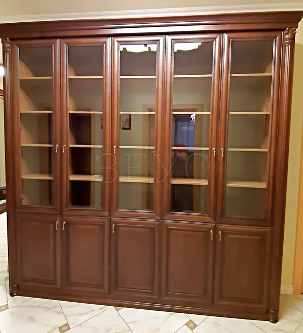 Большая и просторная Прихожая от Студии Мебель "Зеус"