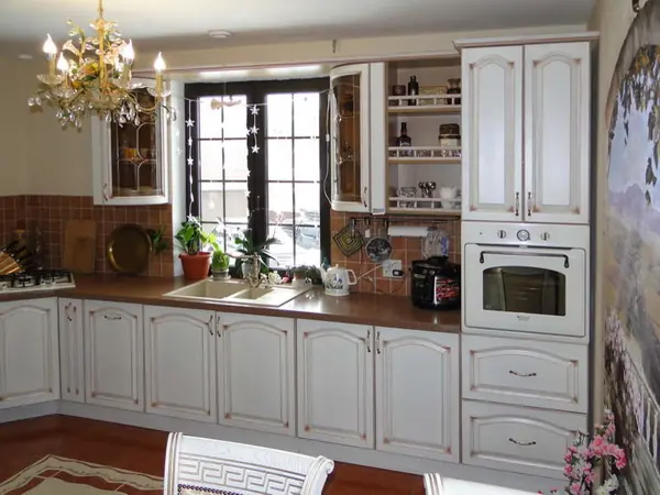 Кухонный гарнитур из массива дуба под заказ