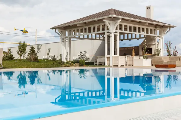 Вилла в пос. Мысхако с панорамным видом на море.