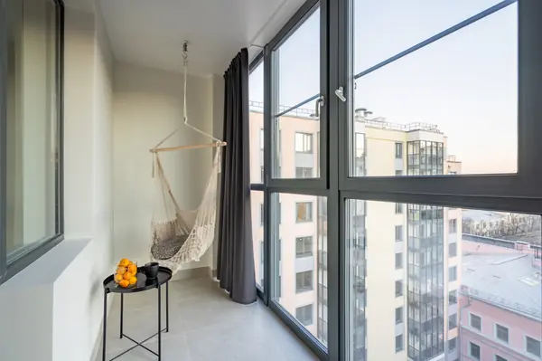 Брутальная строгость