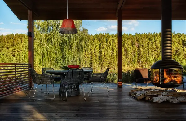 Дом на реке | Barn by a River