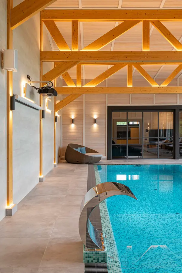 Бассейн и СПА комплекс по технологии фахверк