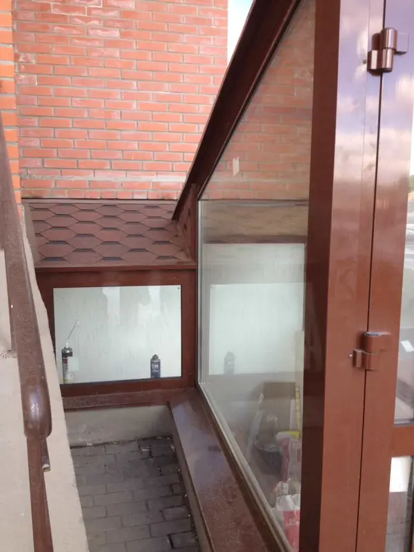 Изготовление конструкции входа в салон красоты