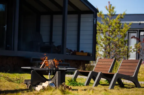 Кресло C-Lounge, костровая чаша S80 Xl, столешница