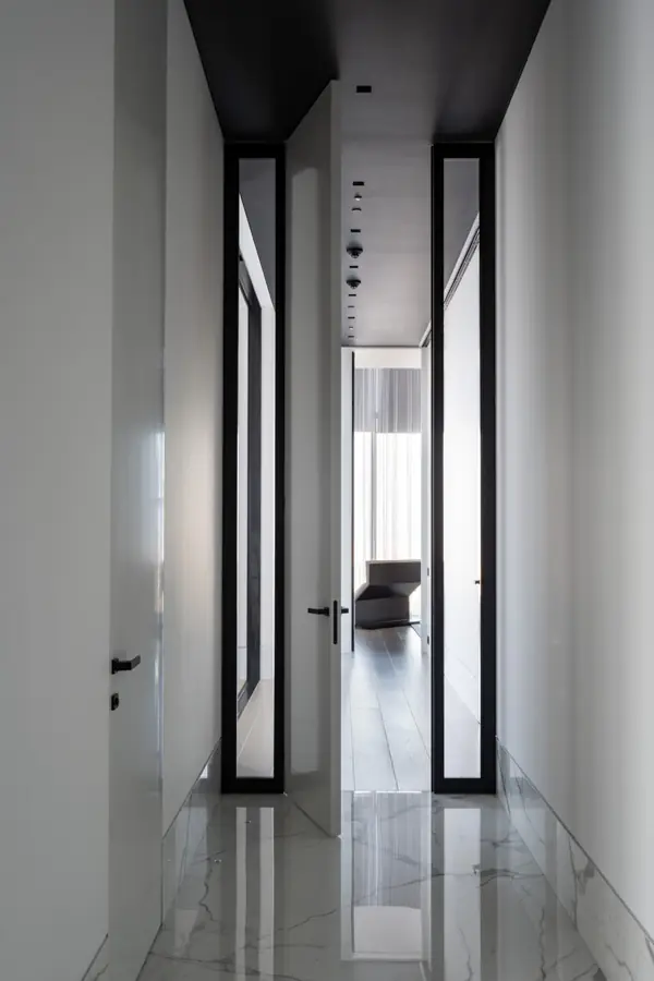 Перегородка с дверной рамой