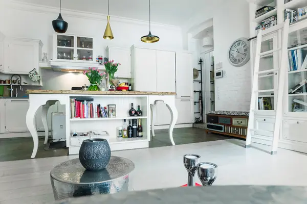 Квартира на Патриарших