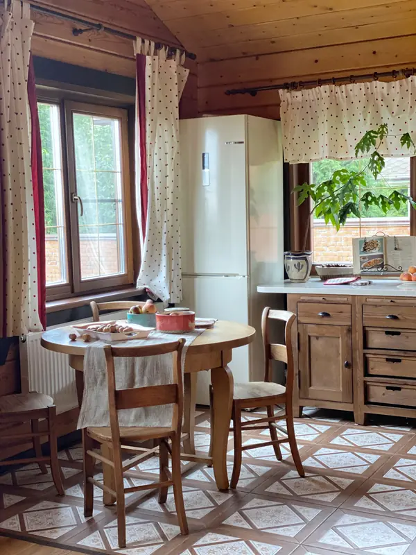 Нежный интерьер дома в Шохово