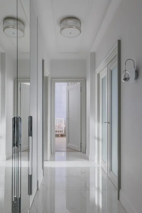 •Идеальная система хранения для прихожей